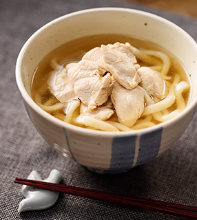 鶏塩煮込みうどん おなかに優しいレシピ Ibdステーション 炎症性腸疾患 潰瘍性大腸炎 クローン病 の情報サイト 武田薬品工業